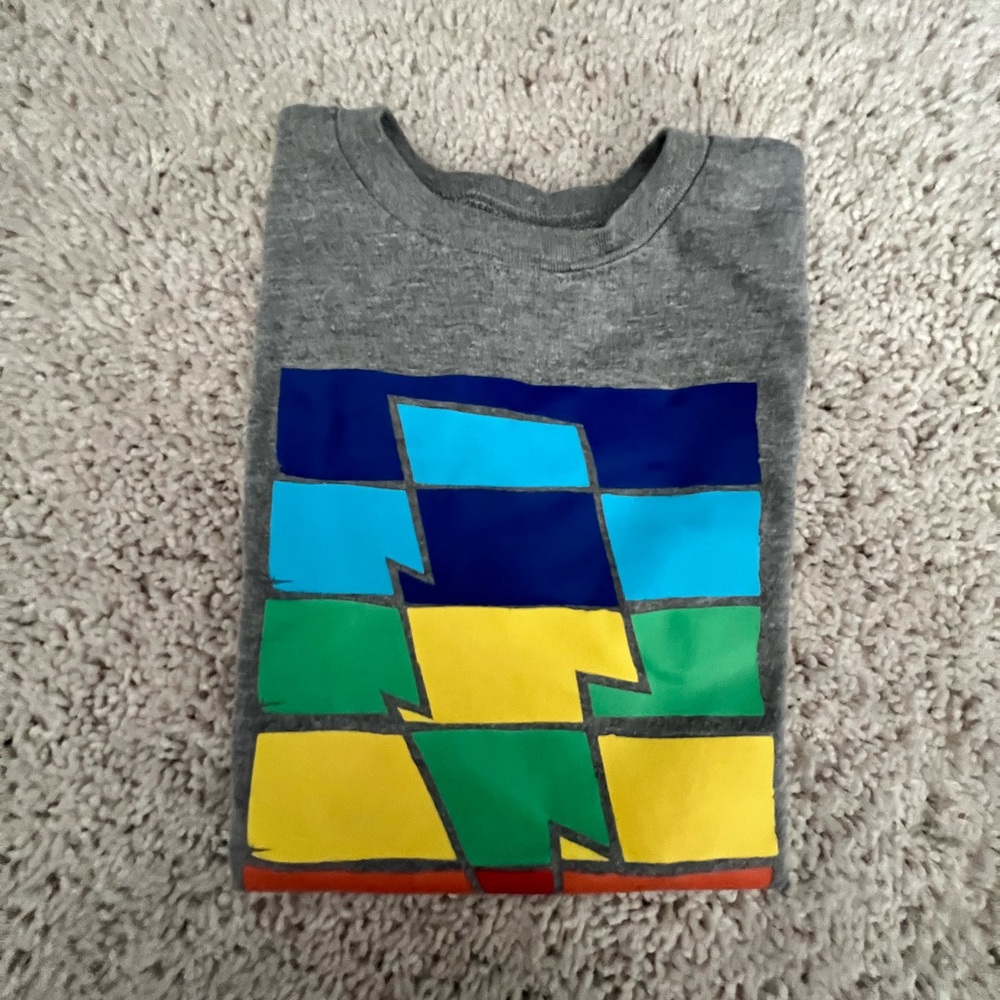 Graphic T
